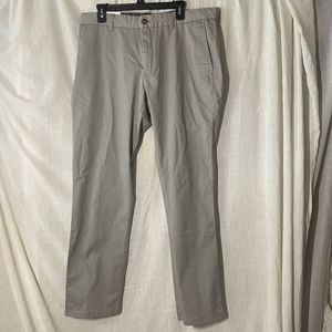 Jos A Banks Mens Dress Pants. 38x32. Khaki. Flat Front. NWT